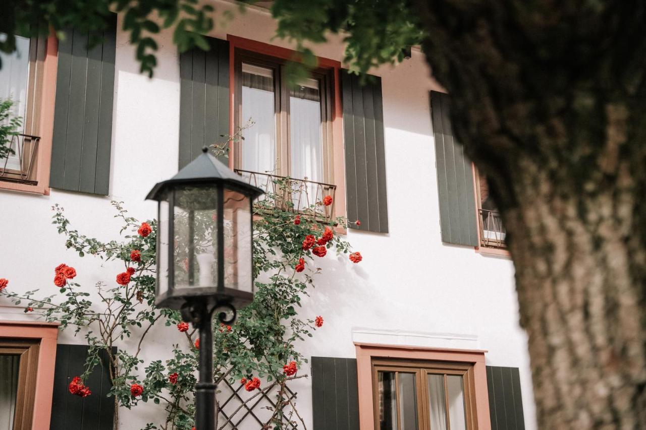 Landhotel Waldhaus Laubach  Exterior photo